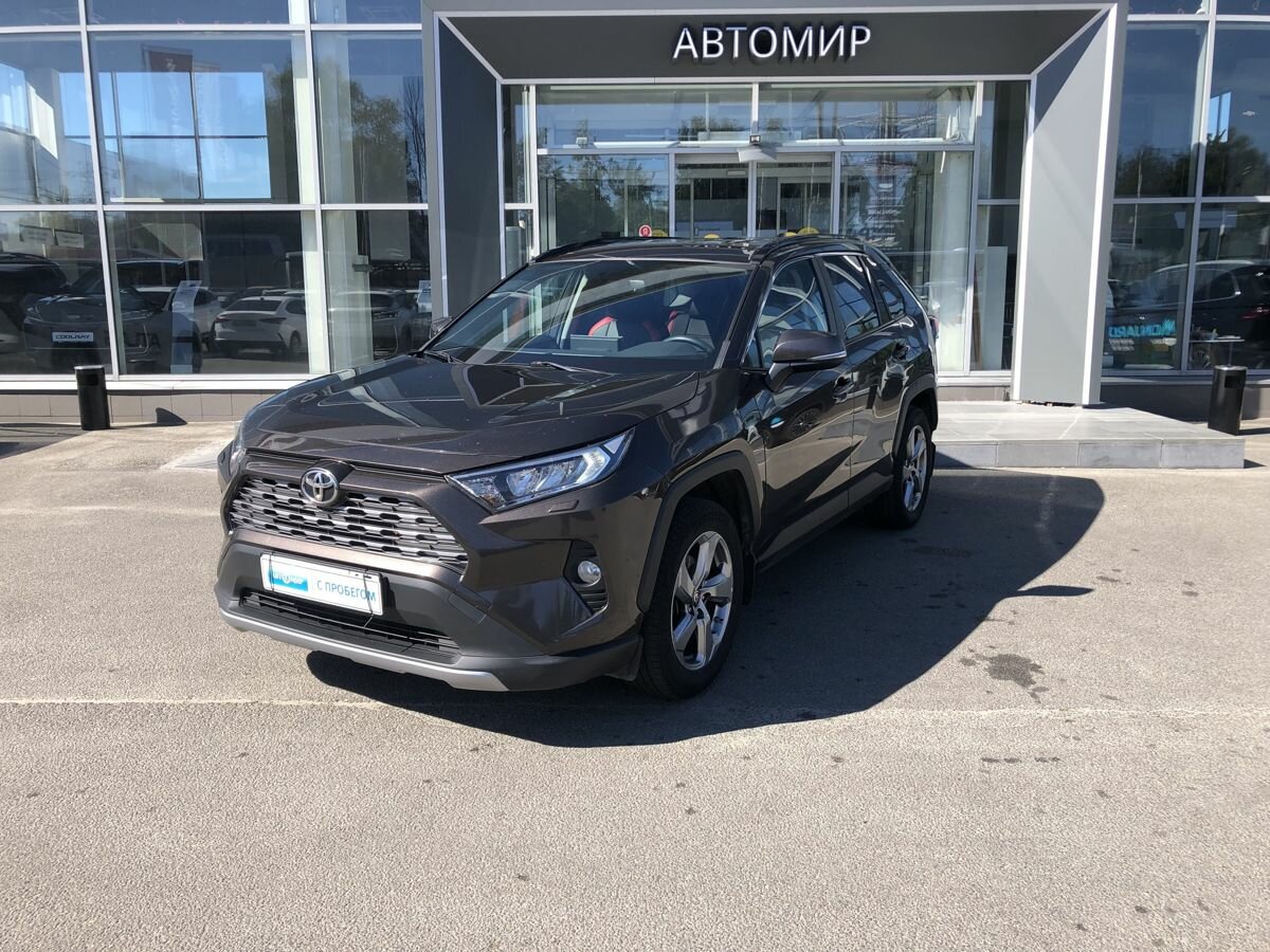 Открыть фотографии: Toyota RAV4 V (XA50)