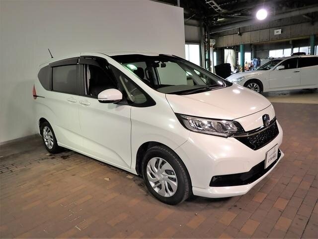 Открыть фотографии: Honda Freed II Рестайлинг