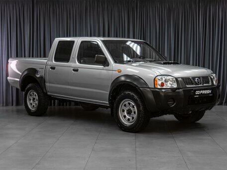 Nissan NP300