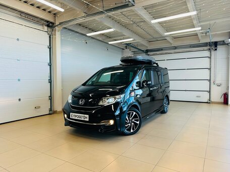 Honda Stepwgn V