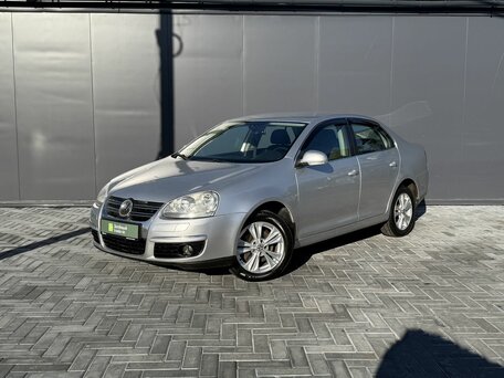Volkswagen Jetta V
