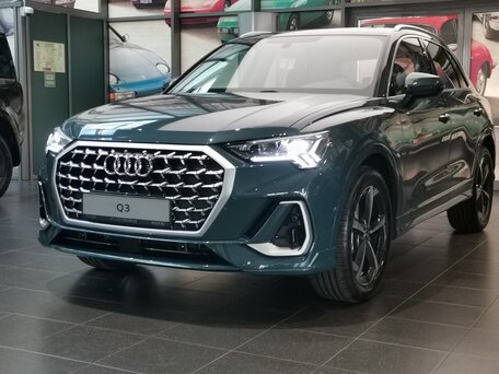 Audi Q3 II (F3)