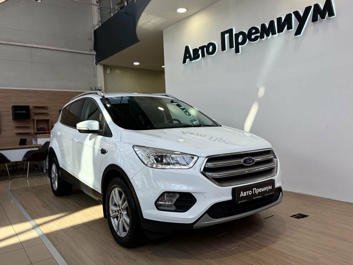 Открыть фотографии: Ford Kuga II Рестайлинг