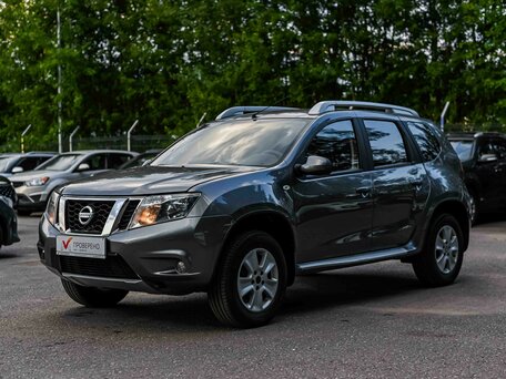 Nissan Terrano III (D10)