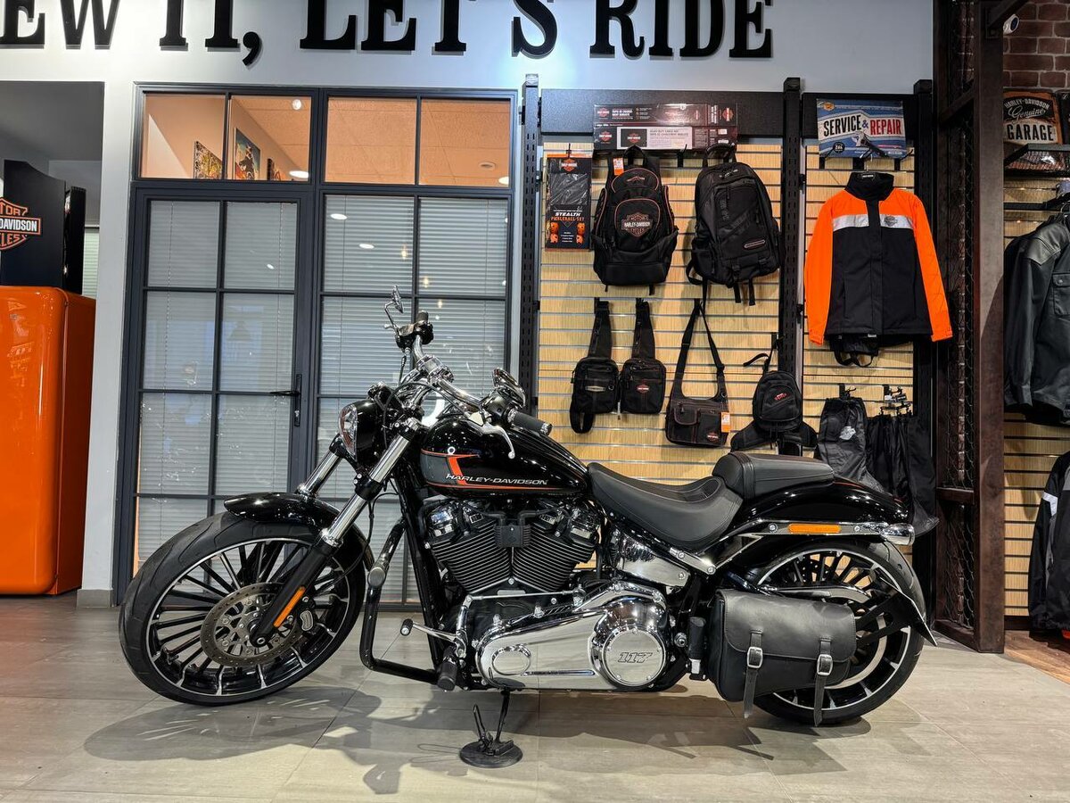 Harley-Davidson Breakout