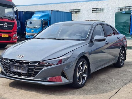 Hyundai Elantra VII (CN7)