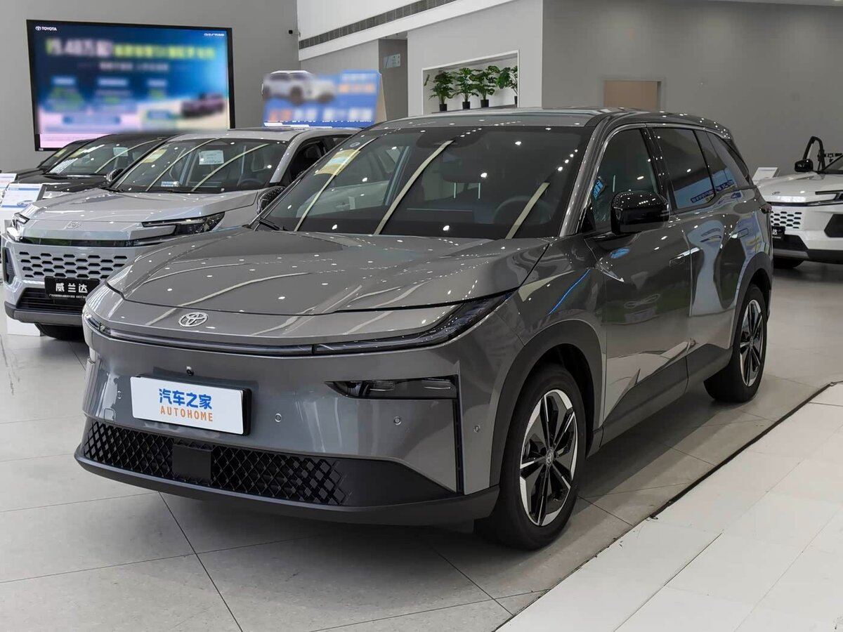 Открыть фотографии: Toyota bZ3X