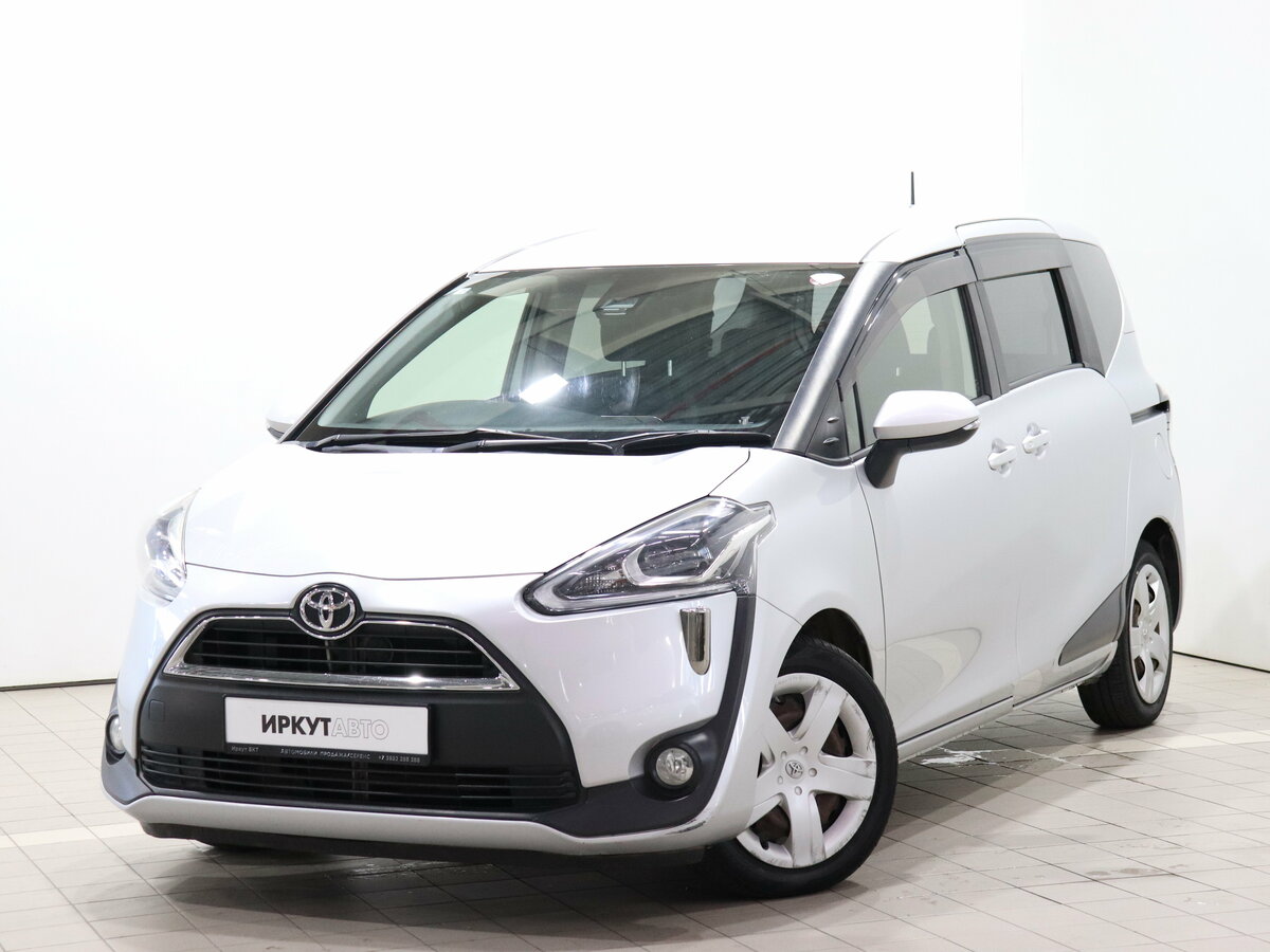 Открыть фотографии: Toyota Sienta II