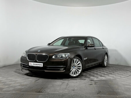 BMW 7 серии V (F01/F02/F04) Рестайлинг