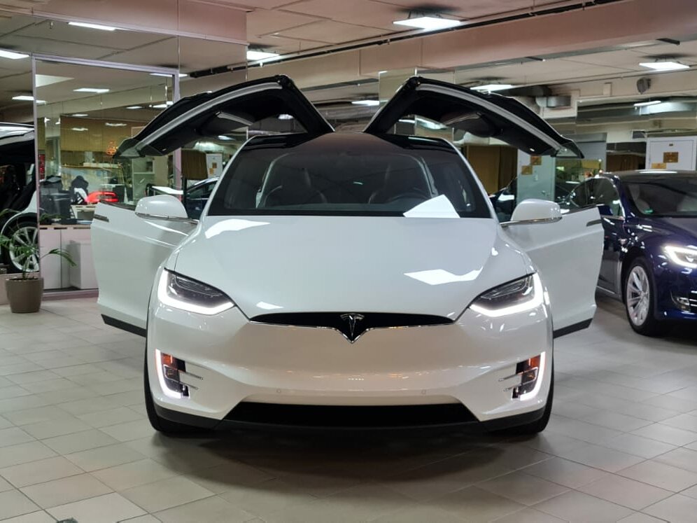 Tesla Model X I