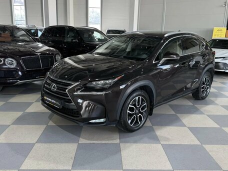 Lexus NX I