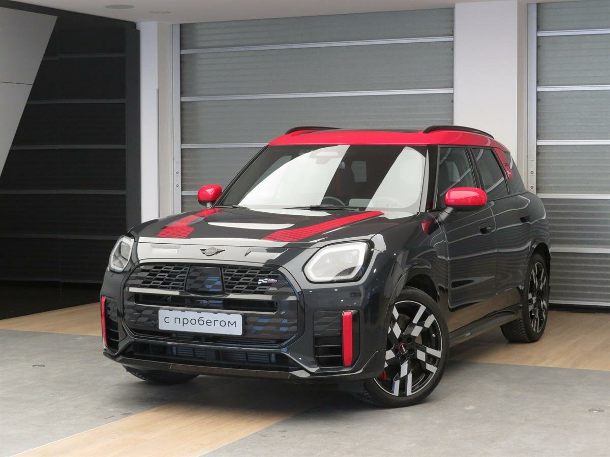 Открыть фотографии: Mini Countryman III