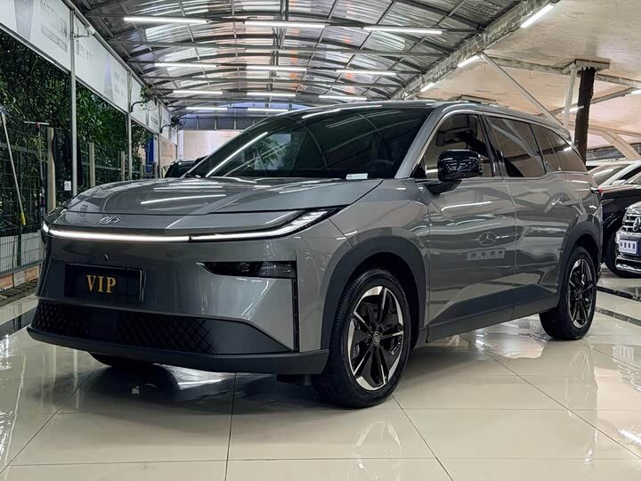 Открыть фотографии: Toyota bZ3X