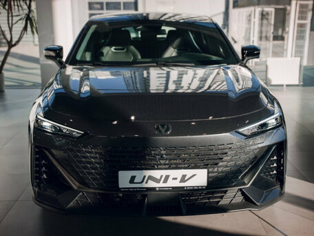 Changan UNI-V I