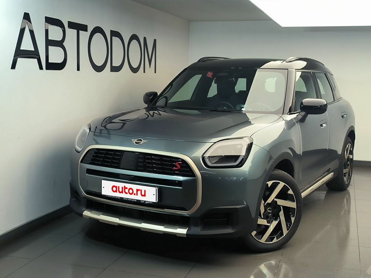 Открыть фотографии: Mini Countryman III