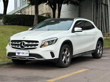 Mercedes-Benz GLA I (X156) Рестайлинг