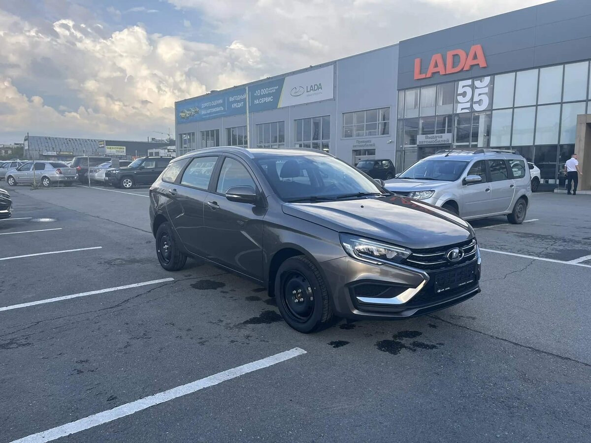 Открыть фотографии: Lada (ВАЗ) Vesta I Рестайлинг (NG)