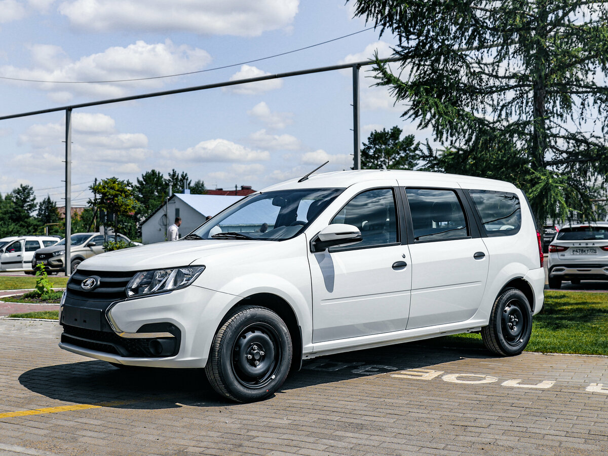 Открыть фотографии: Lada (ВАЗ) Largus I Рестайлинг