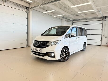 Honda Stepwgn V