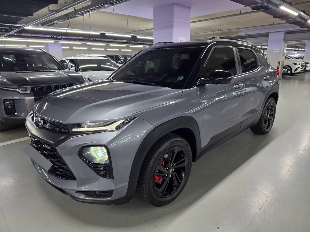 Открыть фотографии: Chevrolet TrailBlazer III