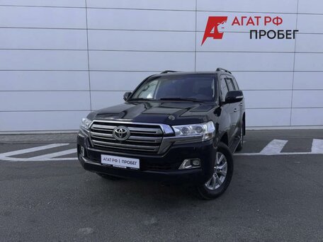 Toyota Land Cruiser 200 Series Рестайлинг 2