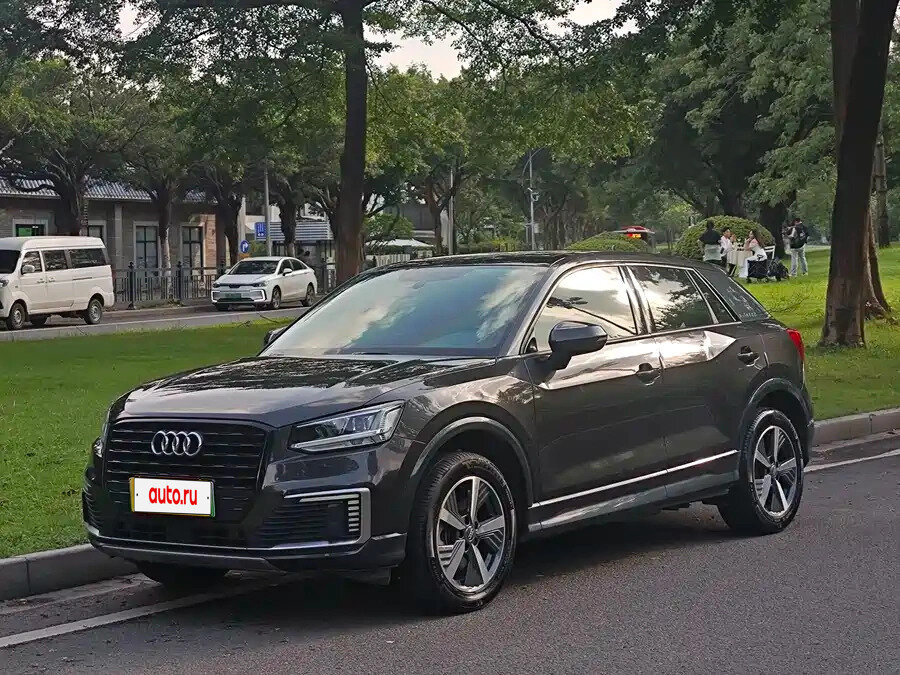 Открыть фотографии: Audi Q2 I