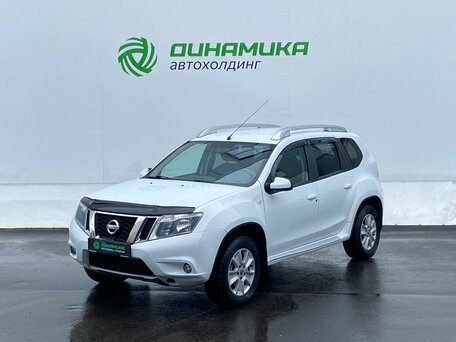 Nissan Terrano III (D10)