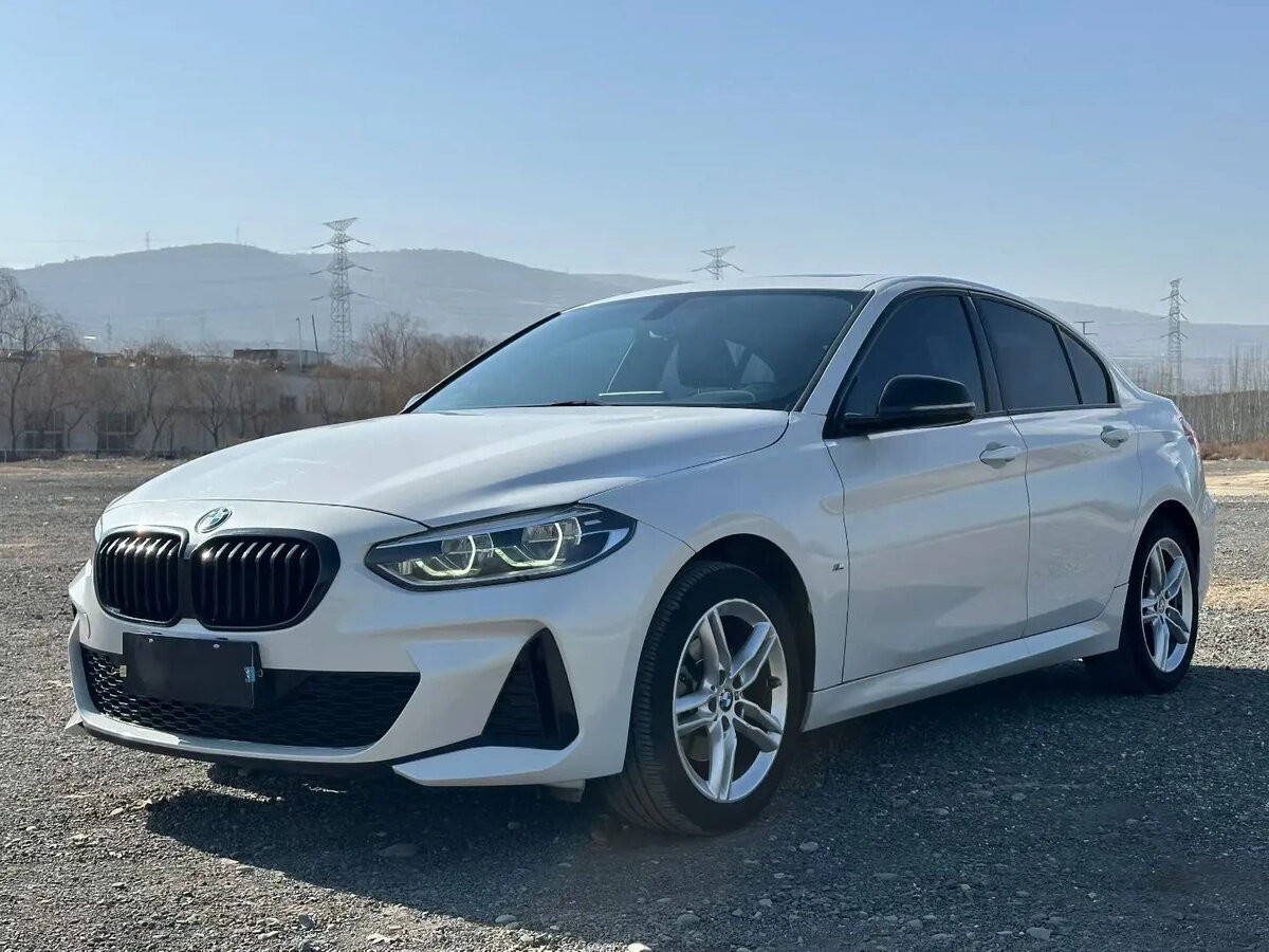 Открыть фотографии: BMW 1 серии III (F52) Рестайлинг