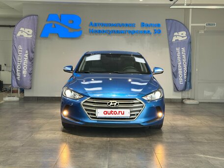 Hyundai Elantra VI (AD)