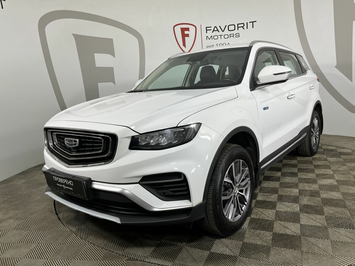Открыть фотографии: Geely Atlas Pro