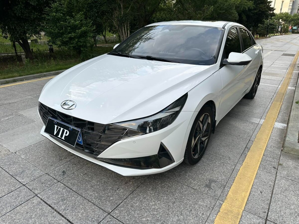 Открыть фотографии: Hyundai Elantra VII (CN7)