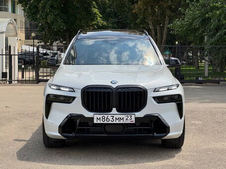 BMW X7 I (G07) Рестайлинг