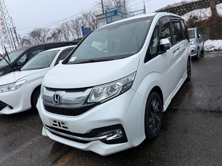 Honda Stepwgn V