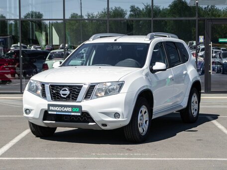 Nissan Terrano III (D10)