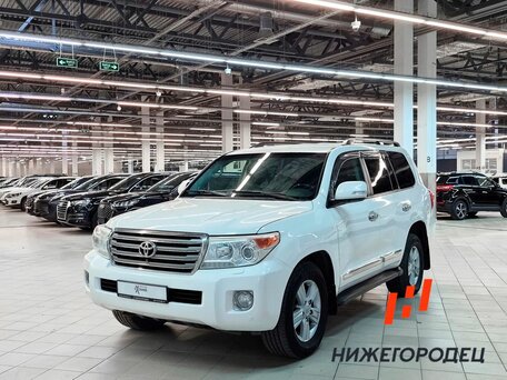 Toyota Land Cruiser 200 Series Рестайлинг 1