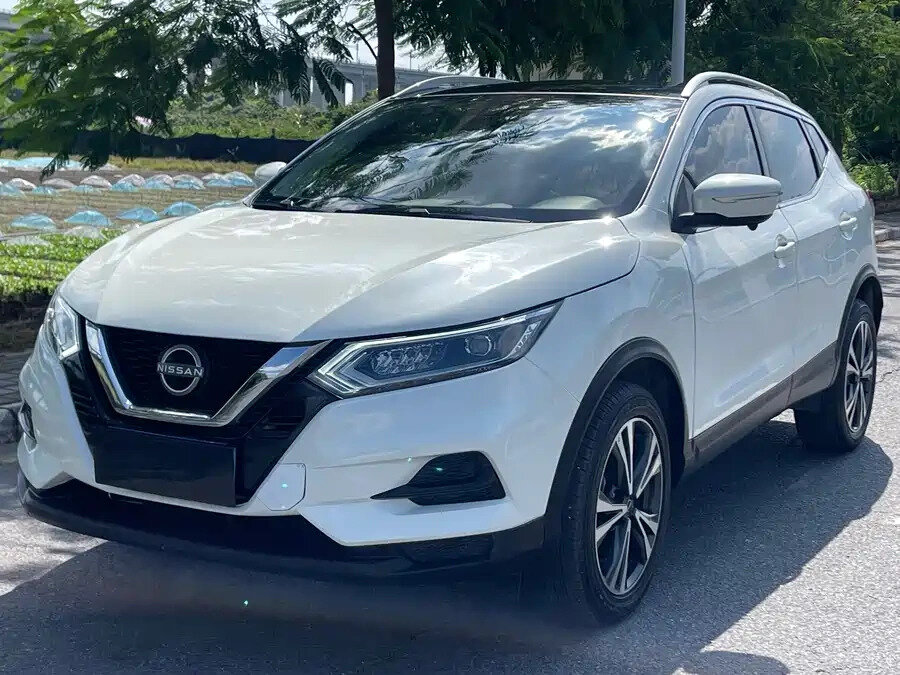 Открыть фотографии: Nissan Qashqai II Рестайлинг