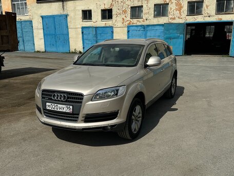 Audi Q7 I (4L)
