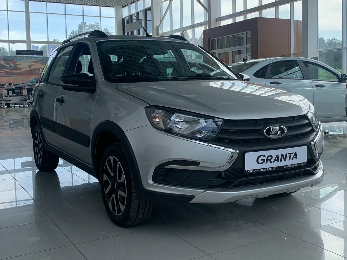 Открыть фотографии: Lada (ВАЗ) Granta I Рестайлинг