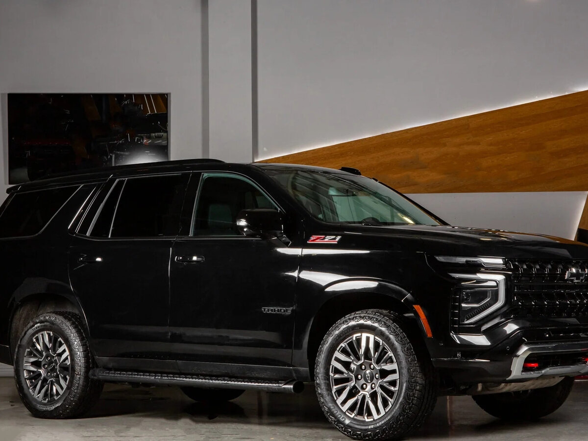 Открыть фотографии: Chevrolet Tahoe V Рестайлинг