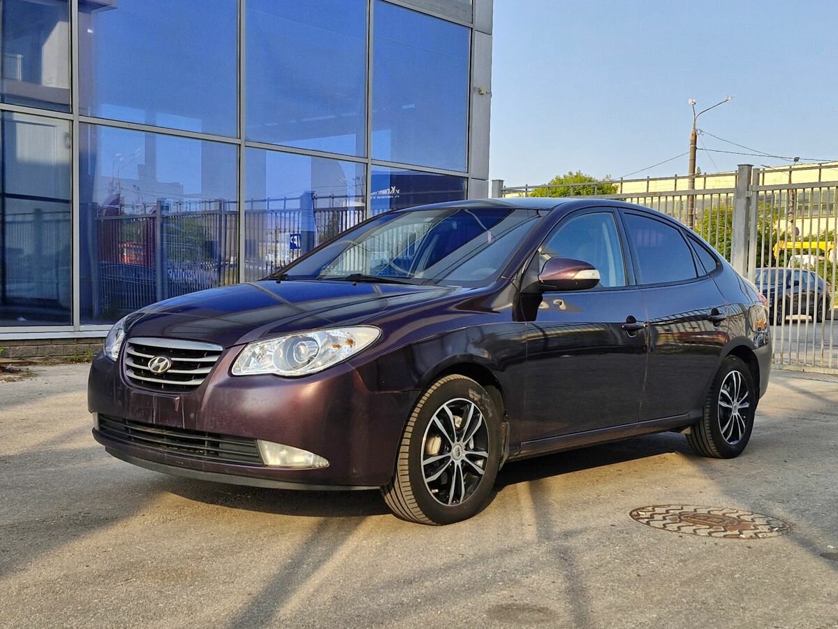 Открыть фотографии: Hyundai Elantra IV (HD)
