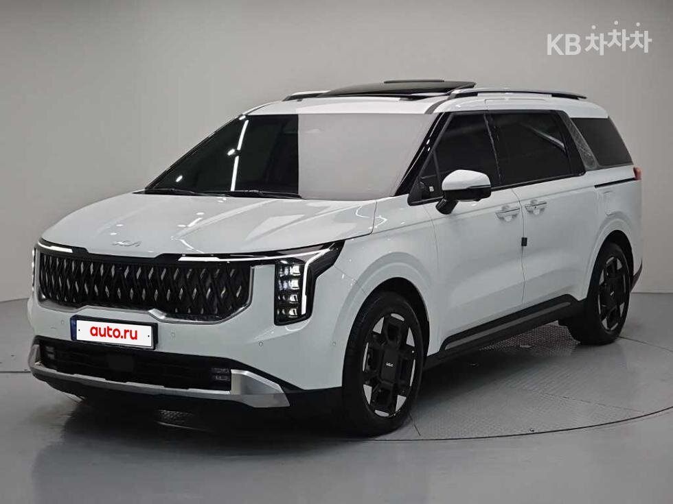 Открыть фотографии: Kia Carnival IV Рестайлинг