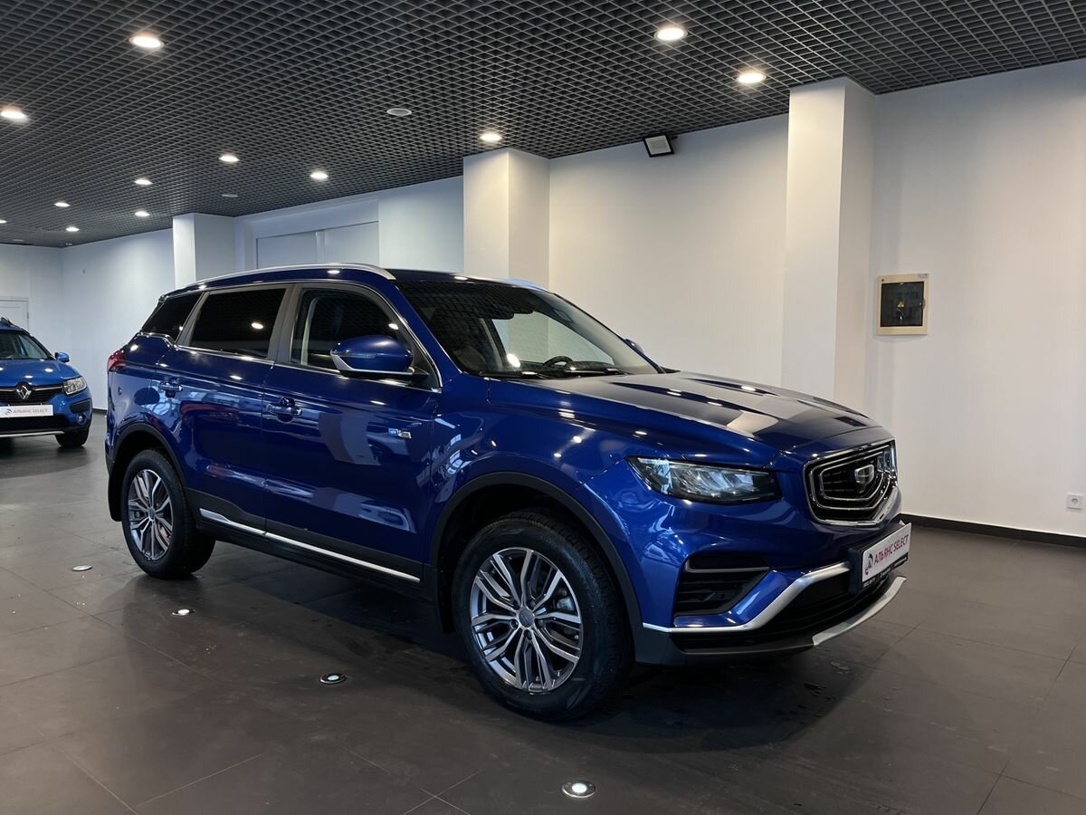 Открыть фотографии: Geely Atlas Pro