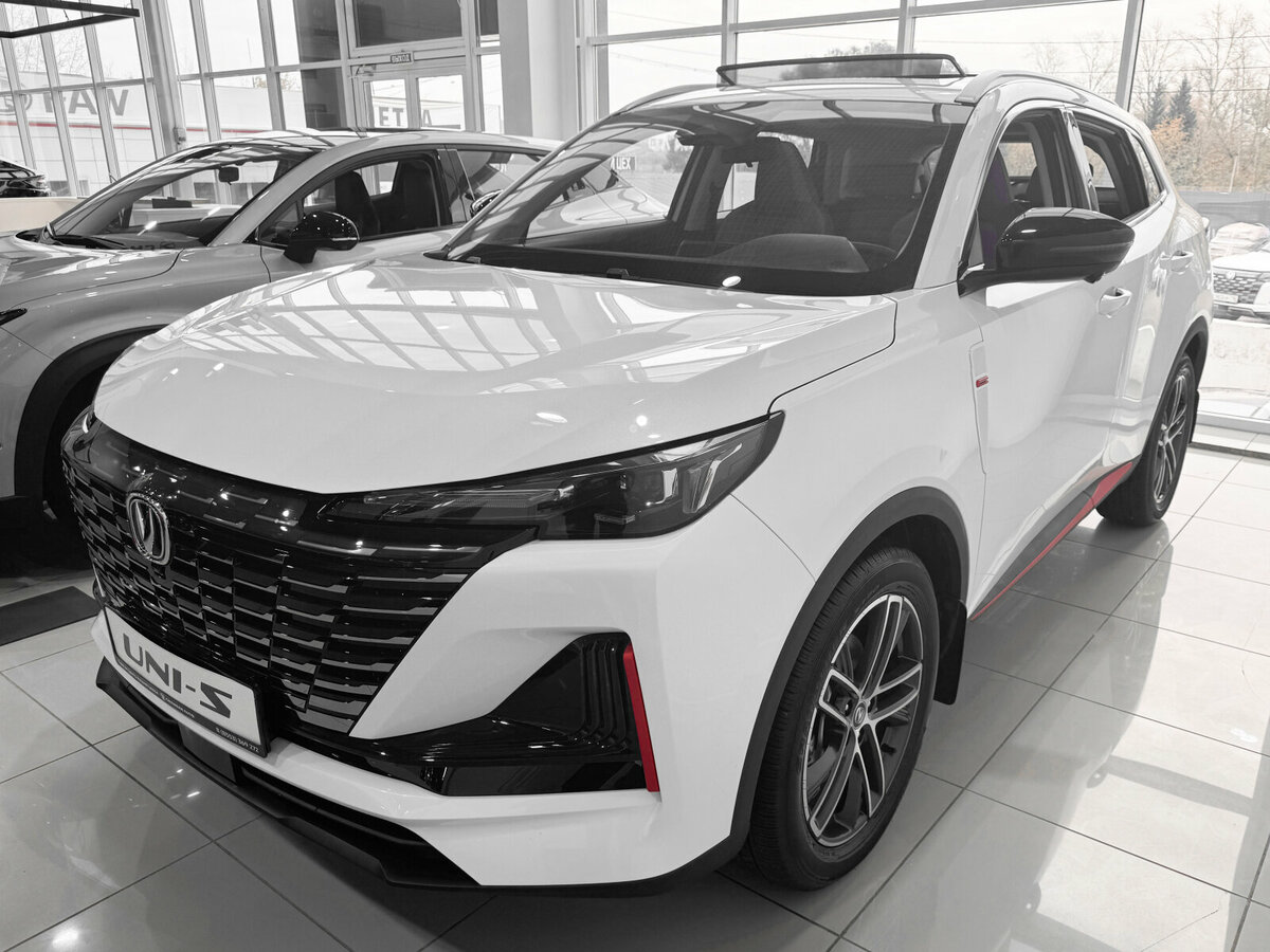 Открыть фотографии: Changan UNI-S I