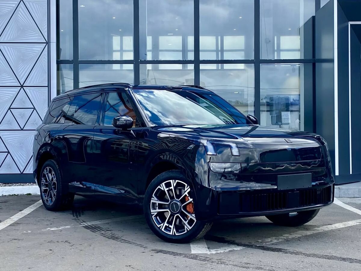 Открыть фотографии: Lynk & Co 900