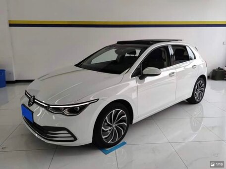 Volkswagen Golf VIII
