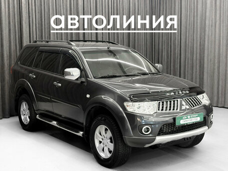Mitsubishi Pajero Sport II