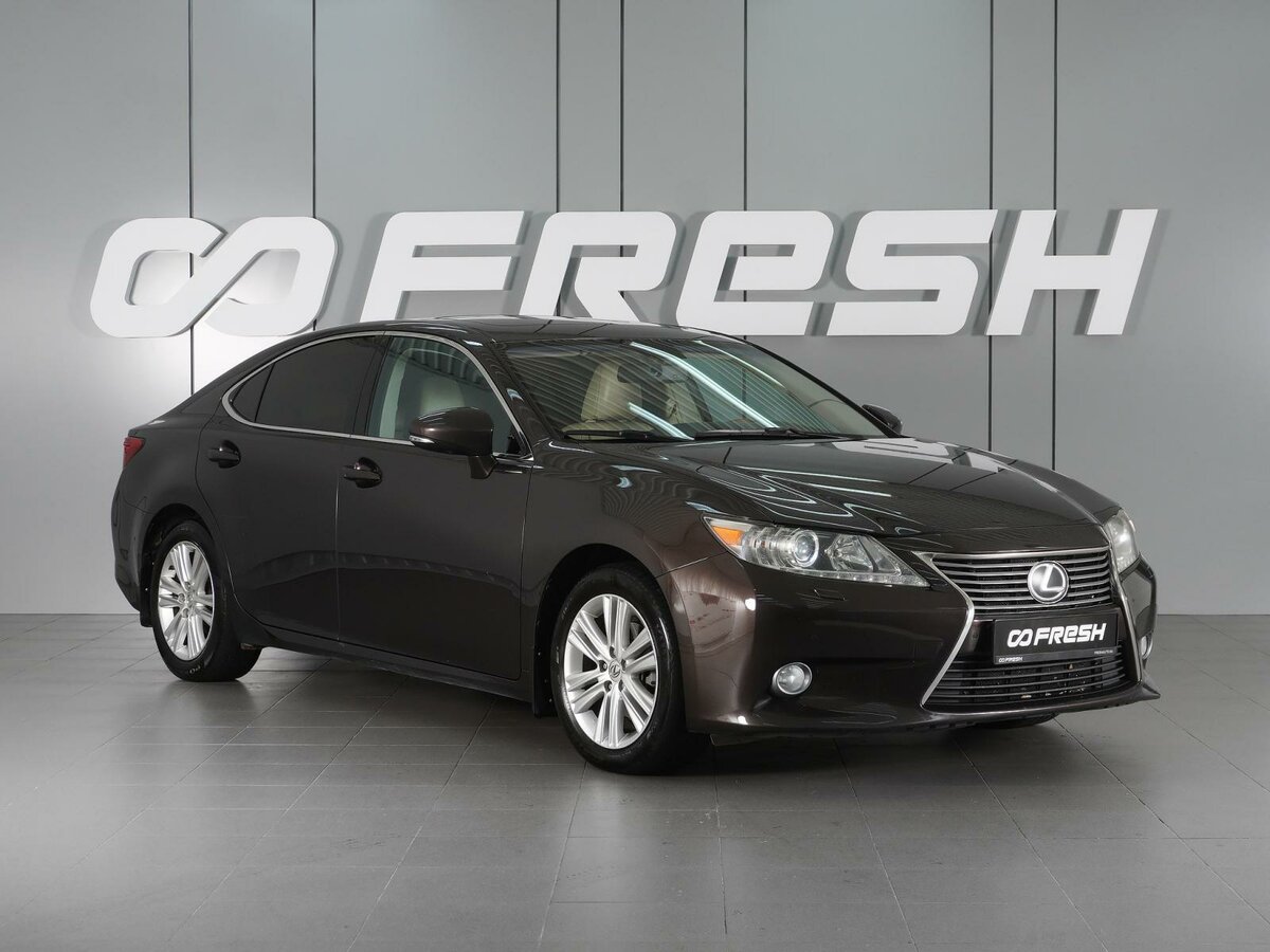 Открыть фотографии: Lexus ES VI