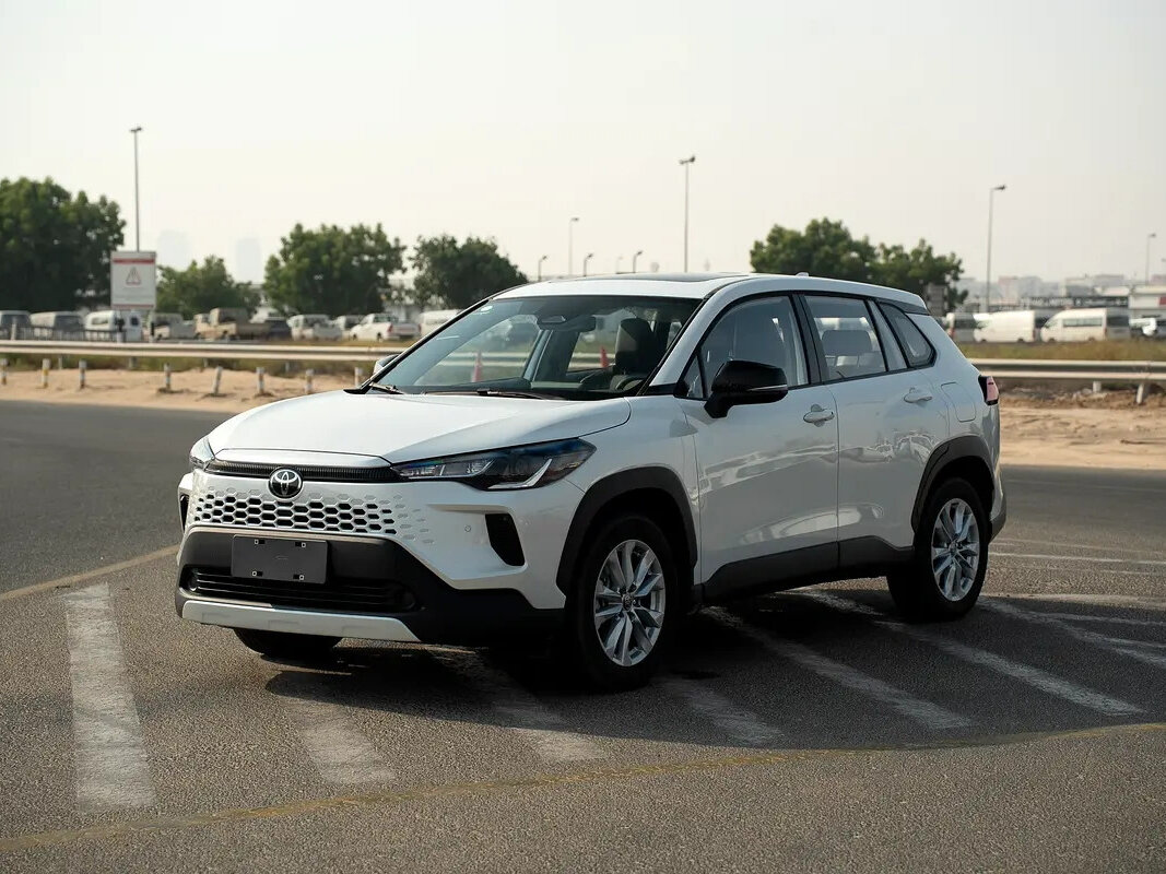Открыть фотографии: Toyota Corolla Cross I Рестайлинг
