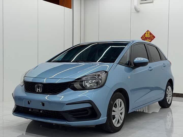Открыть фотографии: Honda Fit IV