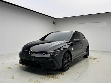 Volkswagen Golf VIII